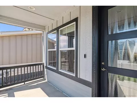 27819 E 7th Pl, Aurora, CO 80018 photo 4