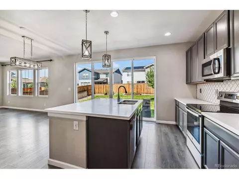 27819 E 7th Pl, Aurora, CO 80018 photo 14