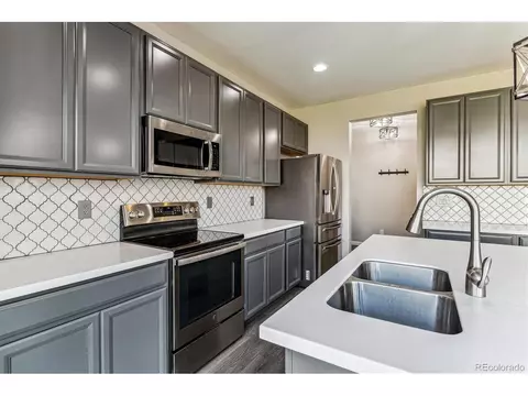 27819 E 7th Pl, Aurora, CO 80018 photo 16