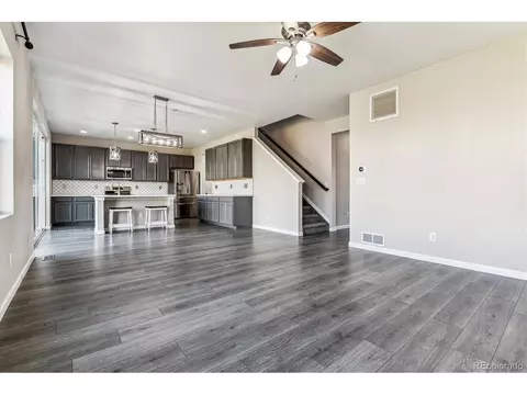 27819 E 7th Pl, Aurora, CO 80018 photo 6