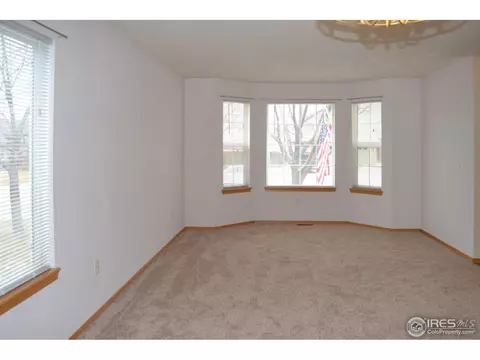 10421 Foxfire St, Firestone, CO 80504 photo 2