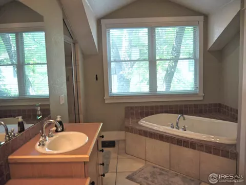 2546 Pine St, Boulder, CO 80302 photo 22