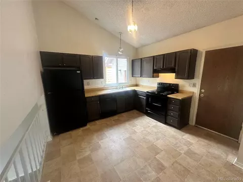 19351 E Purdue Cir, Aurora, CO 80013 photo 4