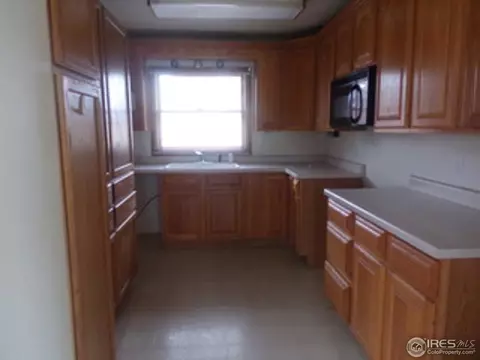 305 E Bryan St, Haxtun, CO 80731 photo 8