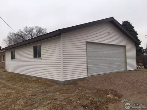 305 E Bryan St, Haxtun, CO 80731 photo 4