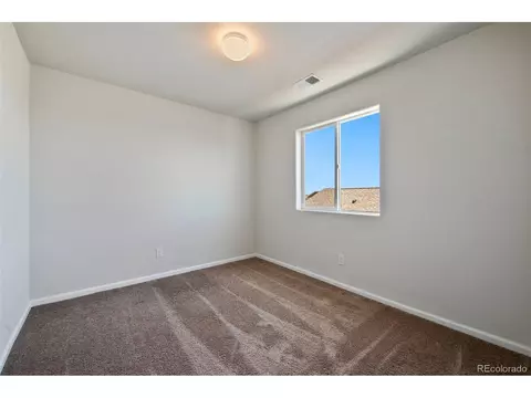 47401 Lily Ave, Bennett, CO 80102 photo 16
