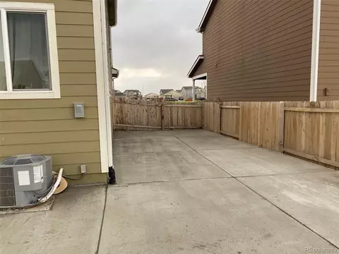 47401 Lily Ave, Bennett, CO 80102 photo 32