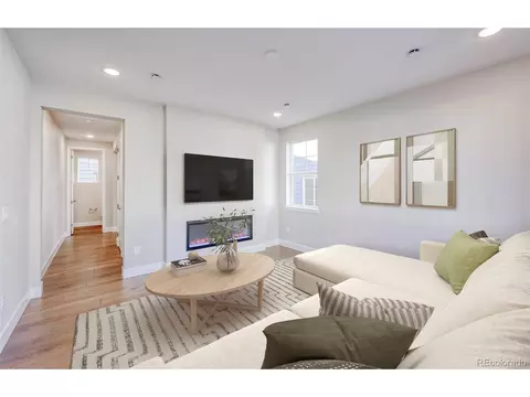 23691 E 40th Ave, Aurora, CO 80019 photo 4