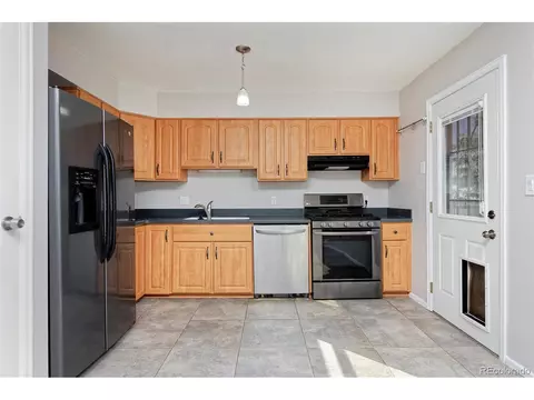 230 Cleveland Ct, Bennett, CO 80102 photo 9