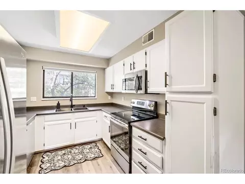 326 Wright St #205, Lakewood, CO 80228