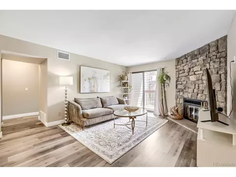 326 Wright St #205, Lakewood, CO 80228