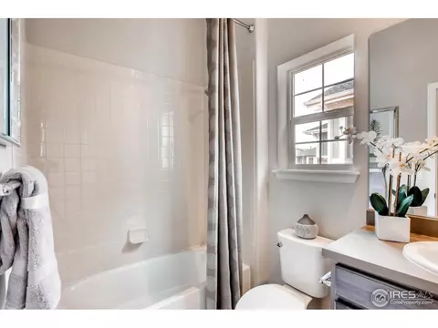 22938 E Bailey Cir, Aurora, CO 80016 photo 9