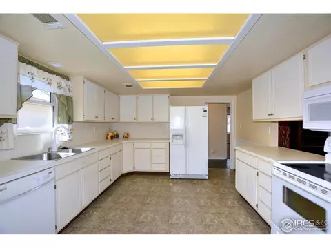1604 37th Ave, Greeley, CO 80634 photo 8