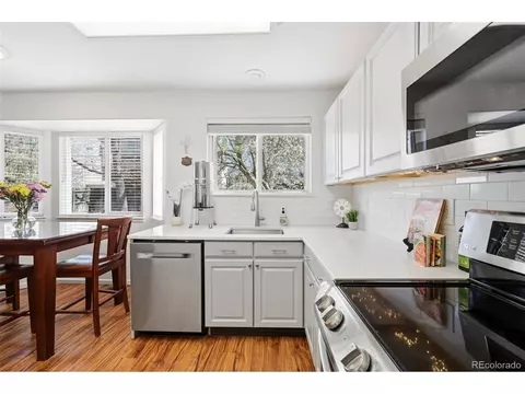 Kitchen - 4258 S Jericho St, Aurora, CO 80013 photo 2 of 3