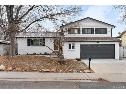 9565 W Lake Pl, Littleton, CO 80123