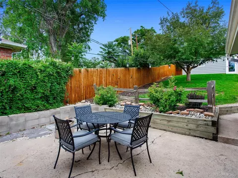2672 S Sherman St, Denver, CO 80210