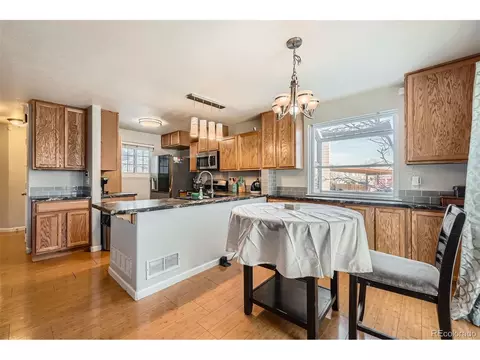 4666 Cornish Way, Denver, CO 80239 photo 2
