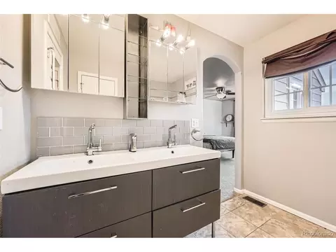 4666 Cornish Way, Denver, CO 80239 photo 17
