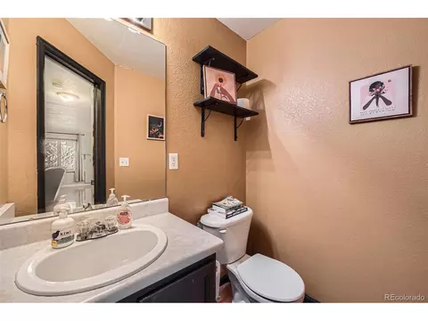 4666 Cornish Way, Denver, CO 80239 photo 12