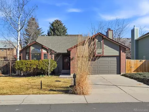 1660 Emerald St, Broomfield, CO 80020
