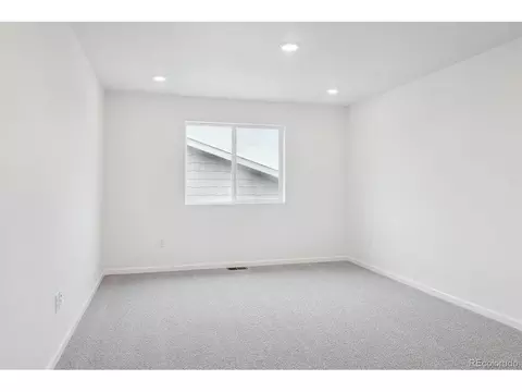 45922 Gentry Ave, Bennett, CO 80102 photo 8