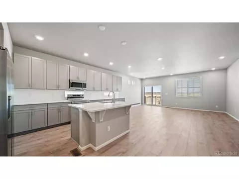 Kitchen - 28689 E 4th Pl, Watkins, CO 80137 photo 4 of 4