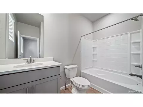 Bath - 28689 E 4th Pl, Watkins, CO 80137 photo 3 of 6