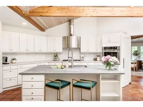 1647 E Maplewood Ave, Centennial, CO 80121 photo 14
