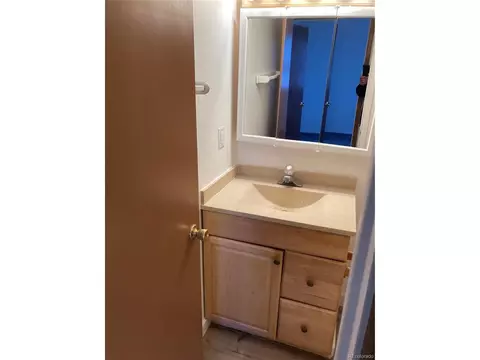 16390 E Bates Dr, Aurora, CO 80013 photo 8