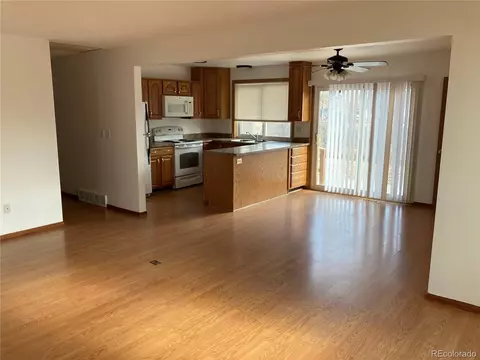 16390 E Bates Dr, Aurora, CO 80013 photo 3