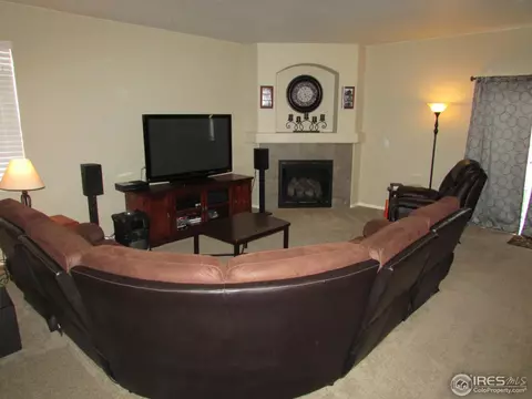 635 Clarendon Dr, Windsor, CO 80550 photo 4