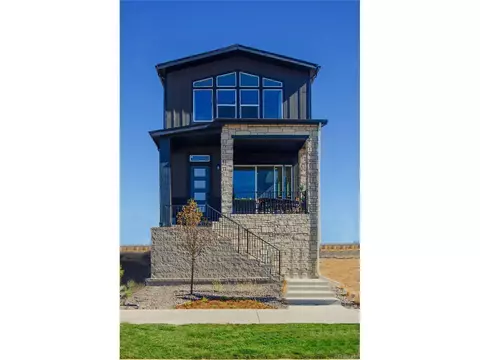 6048 Lisbon St, Aurora, CO 80019