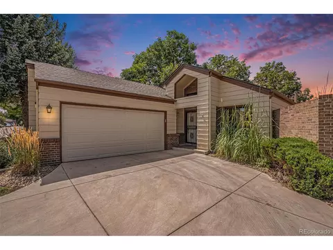11205 E Baltic Pl, Aurora, CO 80014