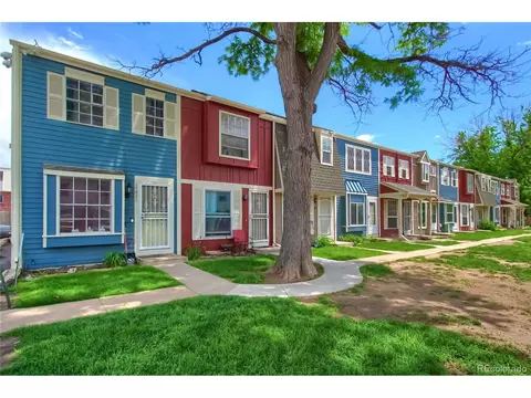 15817 E 13th Pl, Aurora, CO 80011 photo 2