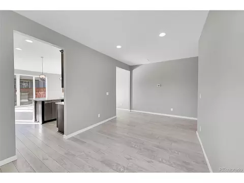 25626 E Maple Ave, Aurora, CO 80018 photo 8