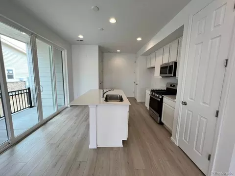 21071 E 67th Ave, Aurora, CO 80019 photo 4
