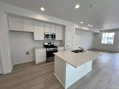 21071 E 67th Ave, Aurora, CO 80019 photo 5