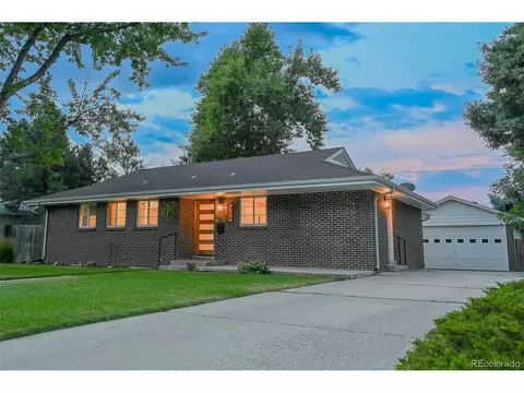 376 W Caley Cir, Littleton, CO 80120