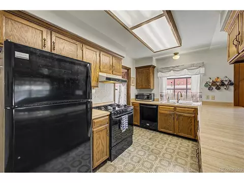 Kitchen - 8780 W 80th Dr, Arvada, CO 80005 photo 3 of 7