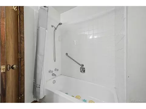 Bath - 8780 W 80th Dr, Arvada, CO 80005 photo 2 of 4