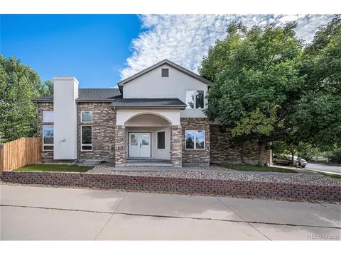 10821 E Warren Ave, Aurora, CO 80014