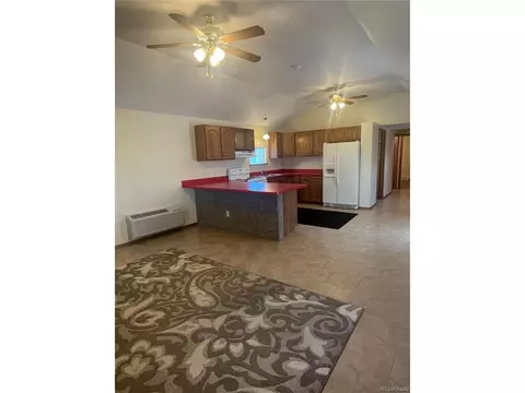 226 E 4th St, Akron, CO 80720 photo 4