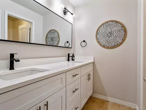 25709 E Polk Pl, Aurora, CO 80016 photo 32