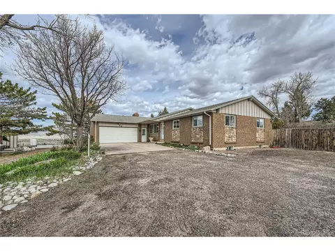 7216 W Lakeside Dr, Littleton, CO 80125