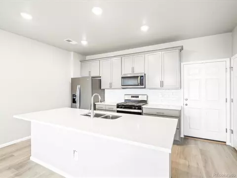 22311 E 7th Pl, Aurora, CO 80018 photo 15