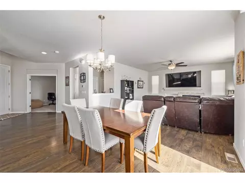 26048 E Calhoun Pl, Aurora, CO 80016 photo 10