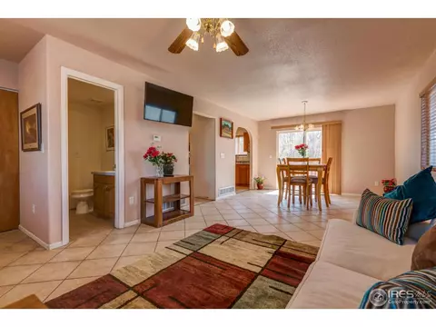 14586 E 24th Ave, Aurora, CO 80011 photo 6