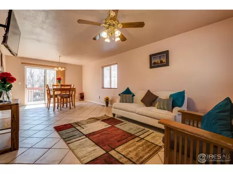 14586 E 24th Ave, Aurora, CO 80011 photo 4