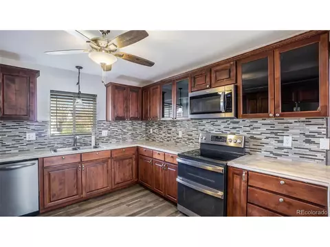 21 Locust St, Windsor, CO 80550