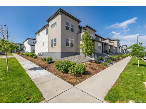 16092 E 47th Pl, Denver, CO 80239 photo 4